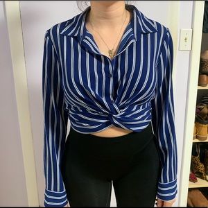 Crop top long sleeve blouse
